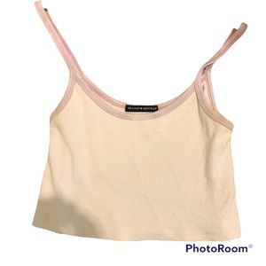 BRANDY MELVILLE cute basic tank